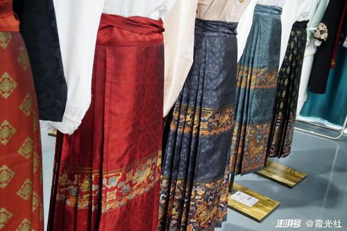 一線丨訪曹縣產業(yè)帶,看中國傳統(tǒng)服飾出海如何殺出一個春天